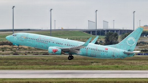 Photo of TC-SOZ - Boeing 737-8HX operated by SunExpress