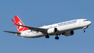 Photo of TC-LYB - Boeing 737 MAX 9 operated by Turkish Airlines