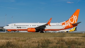 Photo of UR-SQH - Boeing 737-86Q operated by SkyUp Airlines