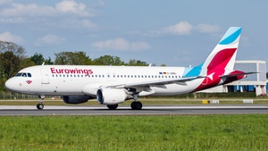 Photo of D-ABNL - Airbus A320-214 operated by Eurowings