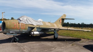 300 - PZL-Mielec Lim-5 Fresco-C [MiG 17]