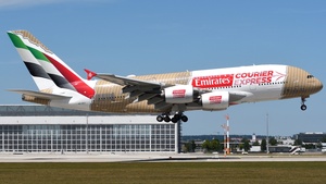 Photo of A6-EET - Airbus A380-861 operated by Emirates
