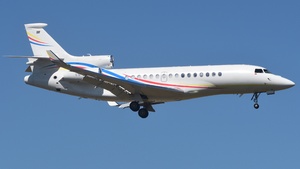 Photo of VN-A999 - Dassault Falcon 8X operated by Hai Au Aviation