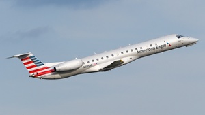 Photo of N695AE - Embraer ERJ-145LR operated by American Eagle (opb Piedmont Airlines)