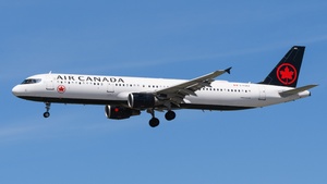 Photo of C-FGKZ - Airbus A321-211 operated by Air Canada