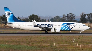 Photo of SU-GDE - Boeing 737-866 operated by Egyptair