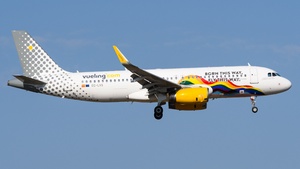 Photo of EC-LVS - Airbus A320-232 operated by Vueling