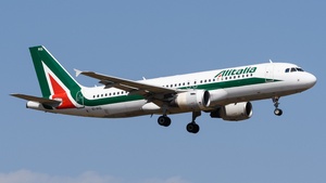 Photo of EI-IKG - Airbus A320-214 operated by ITA Airways