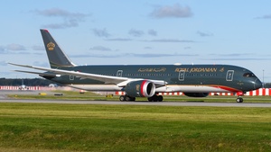 Photo of JY-RBA - Boeing 787-9 Dreamliner operated by Royal Jordanian Airlines
