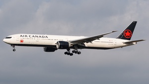 Photo of C-FITL - Boeing 777-333(ER) operated by Air Canada