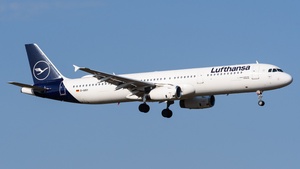 D-AIRY - Airbus A321-131