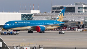 Photo of VN-A867 - Boeing 787-9 Dreamliner operated by Vietnam Airlines