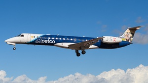 Photo of N955JX - Embraer ERJ-145LR operated by JetSuiteX