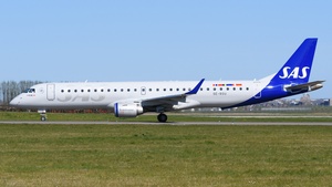 Photo of SE-RSU - Embraer ERJ-195LR operated by SAS Link