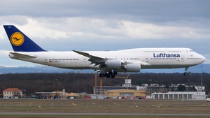 Photo of D-ABYS - Boeing 747-830 operated by Lufthansa