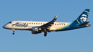 Photo of N624QX - Embraer ERJ-175LR operated by Alaska Airlines (opb Horizon Air)