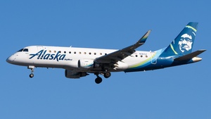Photo of N181SY - Embraer ERJ-175LR operated by Alaska Airlines (opb Skywest Airlines)