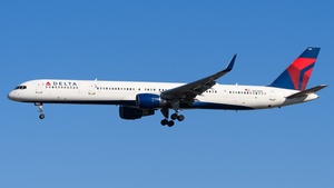 Photo of N594NW - Boeing 757-351 operated by Delta Air Lines