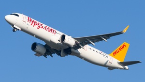 Photo of TC-RBN - Airbus A321-251NX operated by Pegasus Airlines