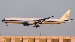 Photo of B-1430 - Boeing 777-39L(ER) operated by Air China
