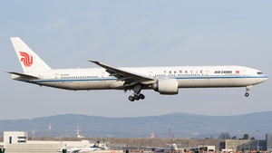 Photo of B-2039 - Boeing 777-39L(ER) operated by Air China