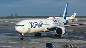 Photo of 9K-AOF - Boeing 777-369(ER) operated by Kuwait Airways