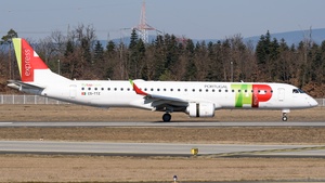 Photo of CS-TTZ - Embraer ERJ-195AR operated by TAP Express (opb Portugália Airlines)