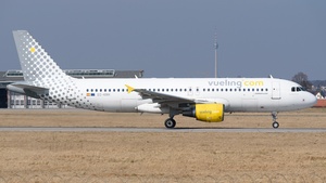Photo of EC-KRH - Airbus A320-214 operated by Vueling