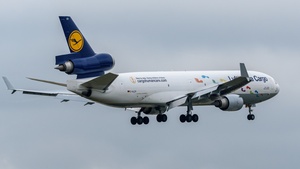 Photo of D-ALCH - McDonnell Douglas MD-11(F) operated by Lufthansa Cargo