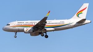 Photo of B-6443 - Airbus A319-115 operated by Tibet Airlines