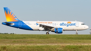Photo of N215NV - Airbus A320-214 operated by Allegiant Air