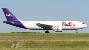 Photo of N653FE - Airbus A300F4-605R operated by FedEx