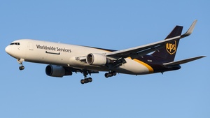 Photo of N330UP - Boeing 767-34AF operated by UPS United Parcel Service