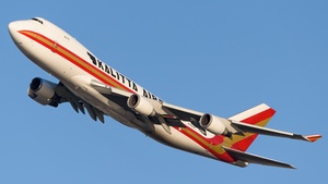 Photo of N700CK - Boeing 747-4R7F operated by Kalitta Air