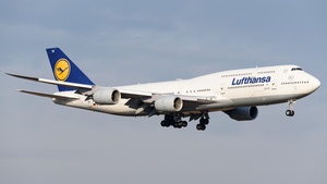Photo of D-ABYN - Boeing 747-830 operated by Lufthansa