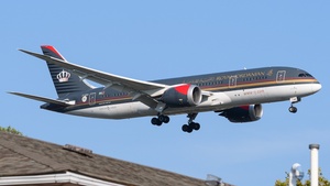 Photo of JY-BAG - Boeing 787-8 Dreamliner operated by Royal Jordanian Airlines