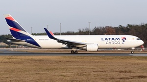 Photo of N540LA - Boeing 767-316(ER)(BCF) operated by LATAM Cargo Colombia