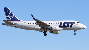 Photo of SP-LDF - Embraer ERJ-170LR operated by LOT Polish Airlines