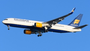 Photo of TF-ISO - Boeing 767-319(ER) operated by Icelandair