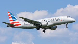 Photo of N138HQ - Embraer ERJ-175LR operated by American Eagle (opb Republic Airways)