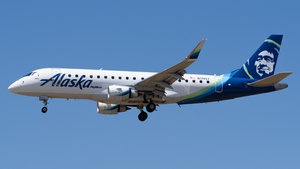 Photo of N174SY - Embraer ERJ-175LR operated by Alaska Airlines (opb Skywest Airlines)