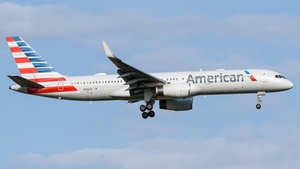 Photo of N188AN - Boeing 757-223 operated by American Airlines
