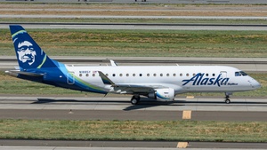 Photo of N188SY - Embraer ERJ-175LR operated by Alaska Airlines (opb Skywest Airlines)