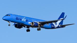 Photo of N190BZ - Embraer ERJ-195AR operated by Breeze Airways