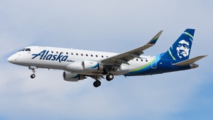 Photo of N197SY - Embraer ERJ-175LR operated by Alaska Airlines (opb Skywest Airlines)