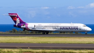 Photo of N480HA - Boeing 717-22A operated by Hawaiian Airlines