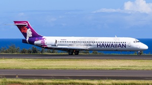 Photo of N488HA - Boeing 717-26R operated by Hawaiian Airlines
