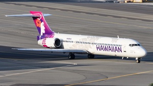 Photo of N495HA - Boeing 717-2BL operated by Hawaiian Airlines