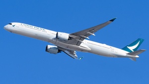 Photo of B-LXC - Airbus A350-1041 operated by Cathay Pacific Airways