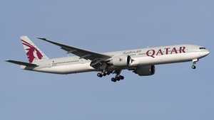 Photo of A7-BET - Boeing 777-3DZ(ER) operated by Qatar Airways